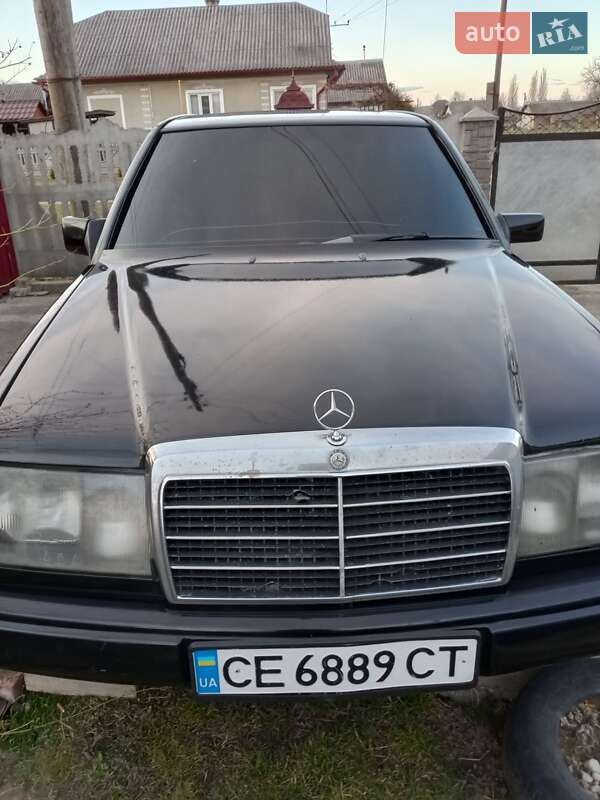 Седан Mercedes-Benz E-Class 1989 в Вашковцах