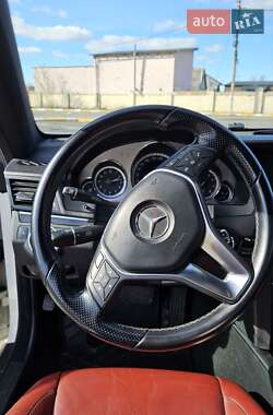 Купе Mercedes-Benz E-Class 2011 в 
