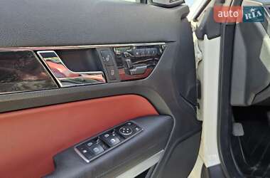 Купе Mercedes-Benz E-Class 2011 в 