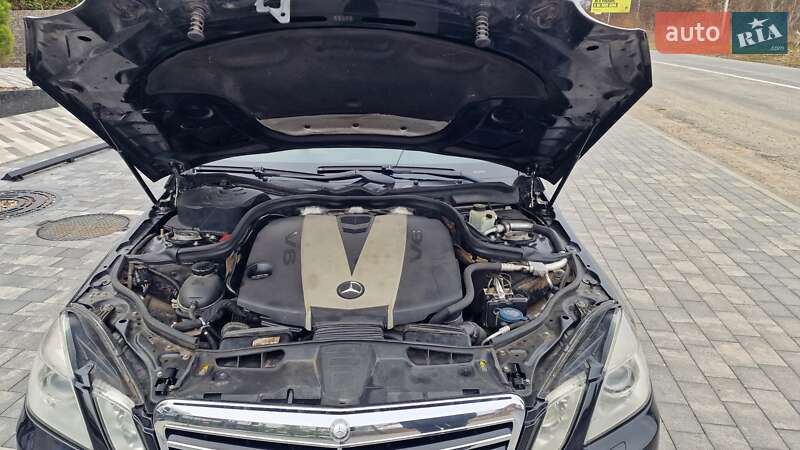 Седан Mercedes-Benz E-Class 2012 в Ужгороде