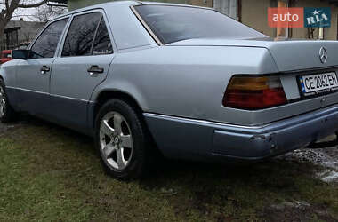 Седан Mercedes-Benz E-Class 1991 в 