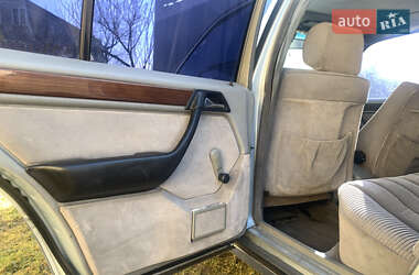 Седан Mercedes-Benz E-Class 1991 в 