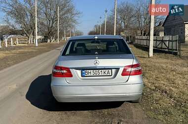 Седан Mercedes-Benz E-Class 2011 в Подільську