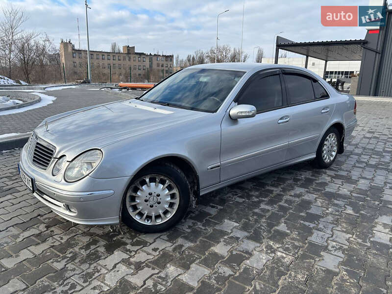 Седан Mercedes-Benz E-Class 2003 в Кривом Роге фото 4 Седан Mercedes-Benz E-Class 2003 в Кривом Роге