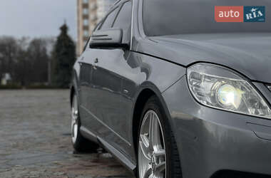 Универсал Mercedes-Benz E-Class 2011 в 