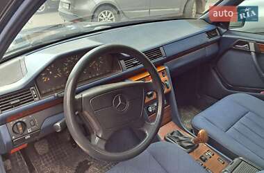 Универсал Mercedes-Benz E-Class 1995 в 