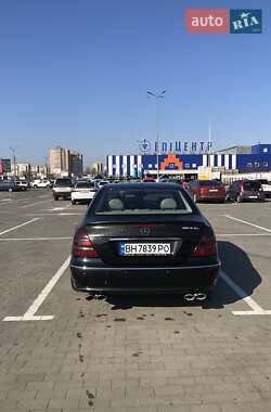 Седан Mercedes-Benz E-Class 2003 в  фото 6 Седан Mercedes-Benz E-Class 2003 в