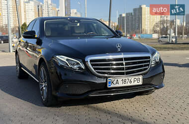 Седан Mercedes-Benz E-Class 2016 в 