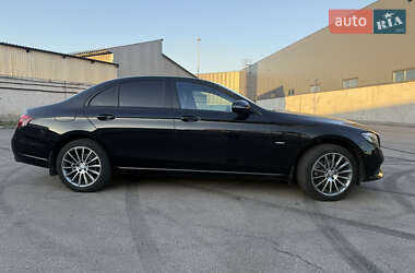 Седан Mercedes-Benz E-Class 2016 в 