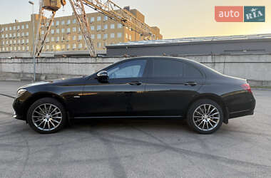 Седан Mercedes-Benz E-Class 2016 в 