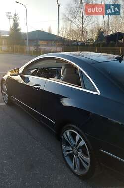 Купе Mercedes-Benz E-Class 2016 в 