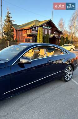 Купе Mercedes-Benz E-Class 2016 в 