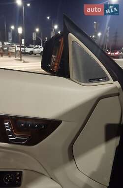 Купе Mercedes-Benz E-Class 2016 в 