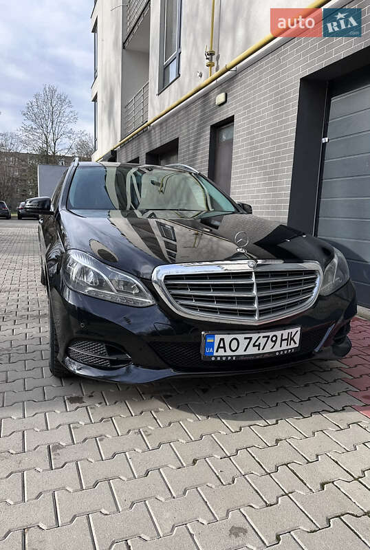 Универсал Mercedes-Benz E-Class 2015 в 