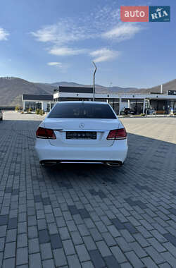 Седан Mercedes-Benz E-Class 2014 в Ужгороде