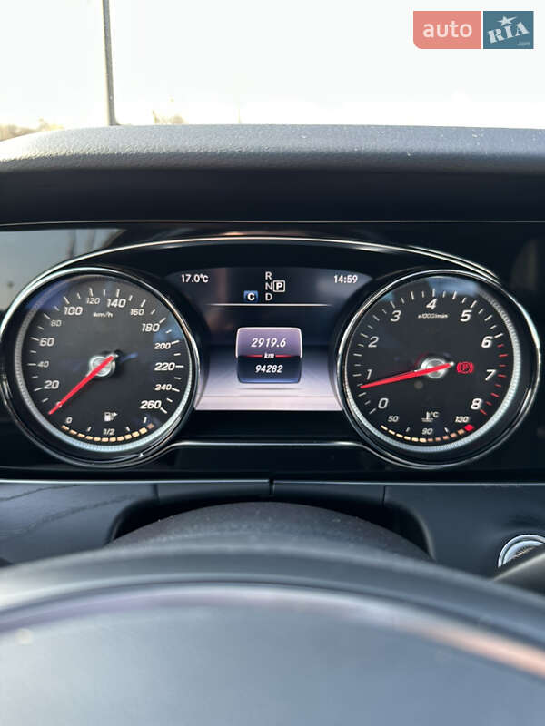 Седан Mercedes-Benz E-Class 2017 в Києві