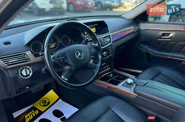 Седан Mercedes-Benz E-Class 2012 в 