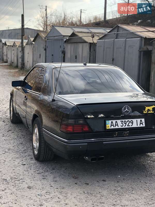 Купе Mercedes-Benz E-Class 1995 в Києві