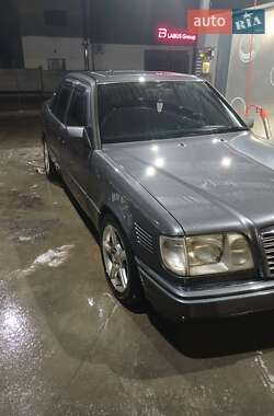 Седан Mercedes-Benz E-Class 1995 в 