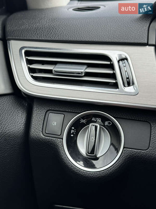 Універсал Mercedes-Benz E-Class 2015 в Чернівцях фото 15 Універсал Mercedes-Benz E-Class 2015 в Чернівцях