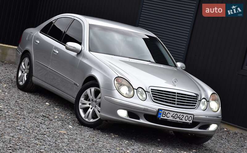 Седан Mercedes-Benz E-Class 2004 в Дрогобыче