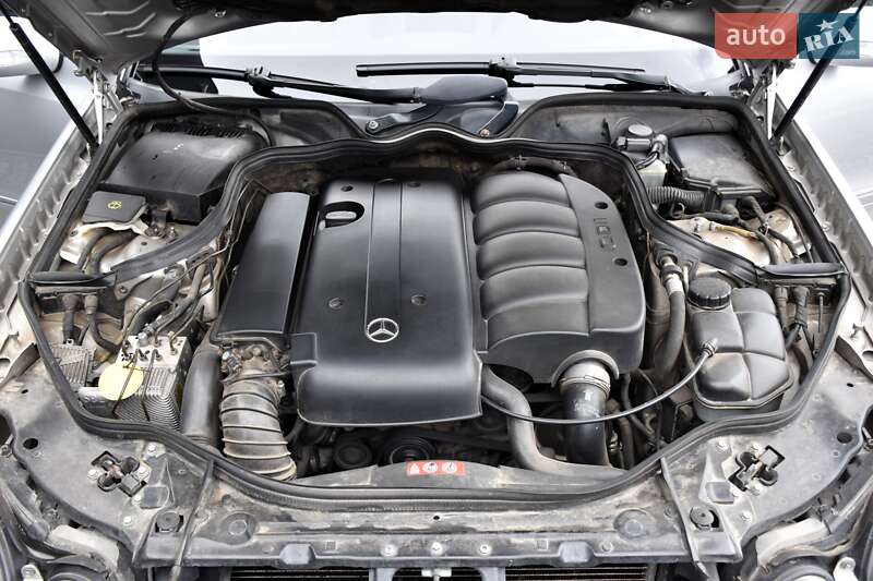 Седан Mercedes-Benz E-Class 2004 в Дрогобыче