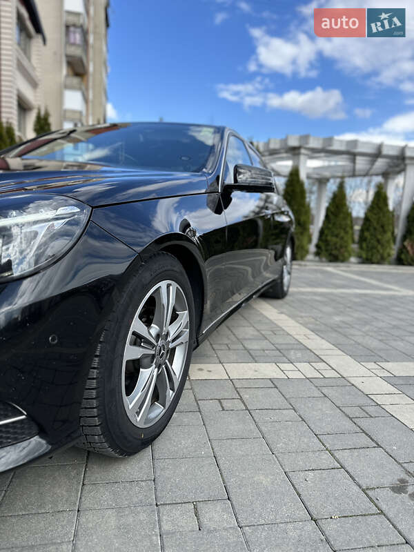 Седан Mercedes-Benz E-Class 2013 в Долине