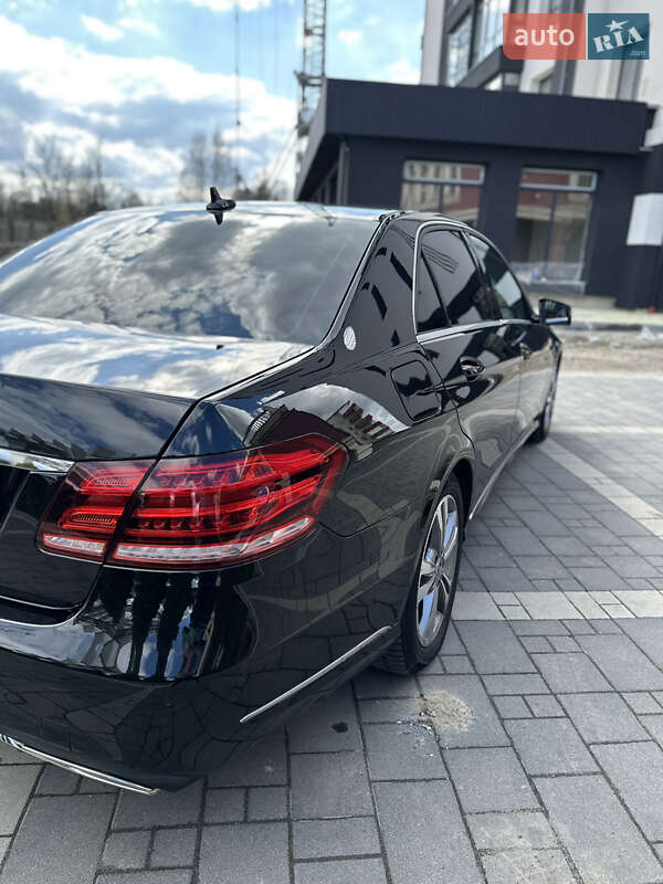 Седан Mercedes-Benz E-Class 2013 в Долине