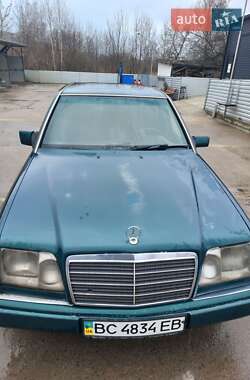 Седан Mercedes-Benz E-Class 1995 в 