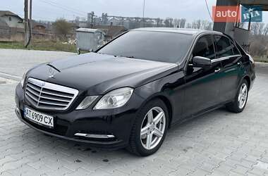 Седан Mercedes-Benz E-Class 2012 в 