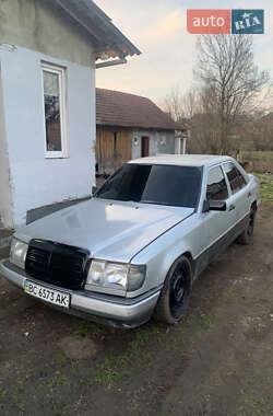 Седан Mercedes-Benz E-Class 1989 в 