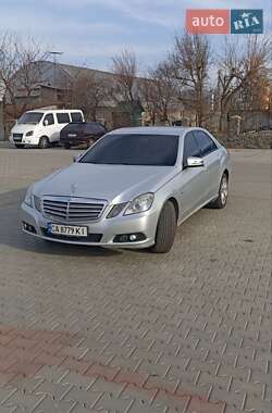 Седан Mercedes-Benz E-Class 2011 в 