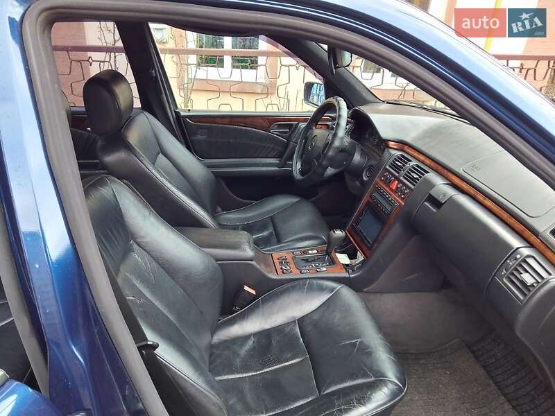 Седан Mercedes-Benz E-Class 1998 в Первомайську