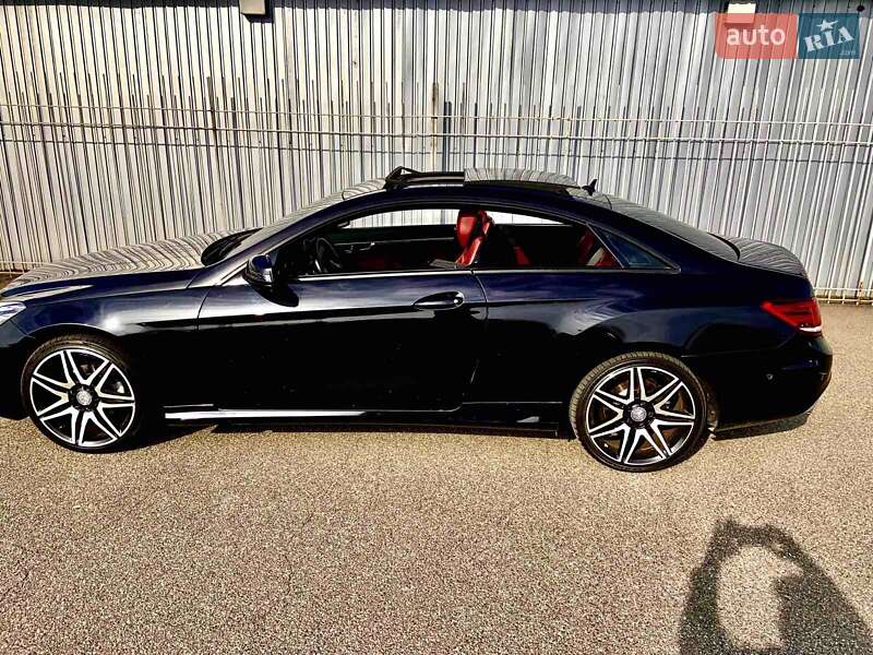 Купе Mercedes-Benz E-Class 2014 в Києві фото 13 Купе Mercedes-Benz E-Class 2014 в Києві