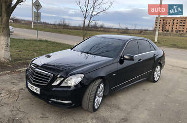 Седан Mercedes-Benz E-Class 2012 в 