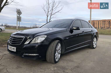 Седан Mercedes-Benz E-Class 2012 в 