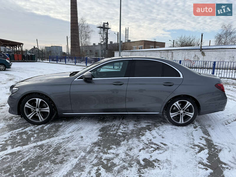 Седан Mercedes-Benz E-Class 2016 в Луцьку