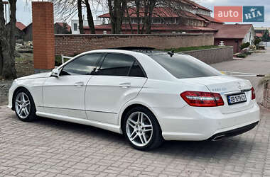 Седан Mercedes-Benz E-Class 2012 в 