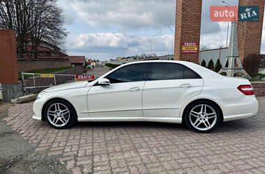 Седан Mercedes-Benz E-Class 2012 в 