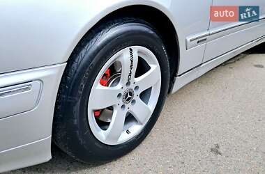 Седан Mercedes-Benz E-Class 2000 в 