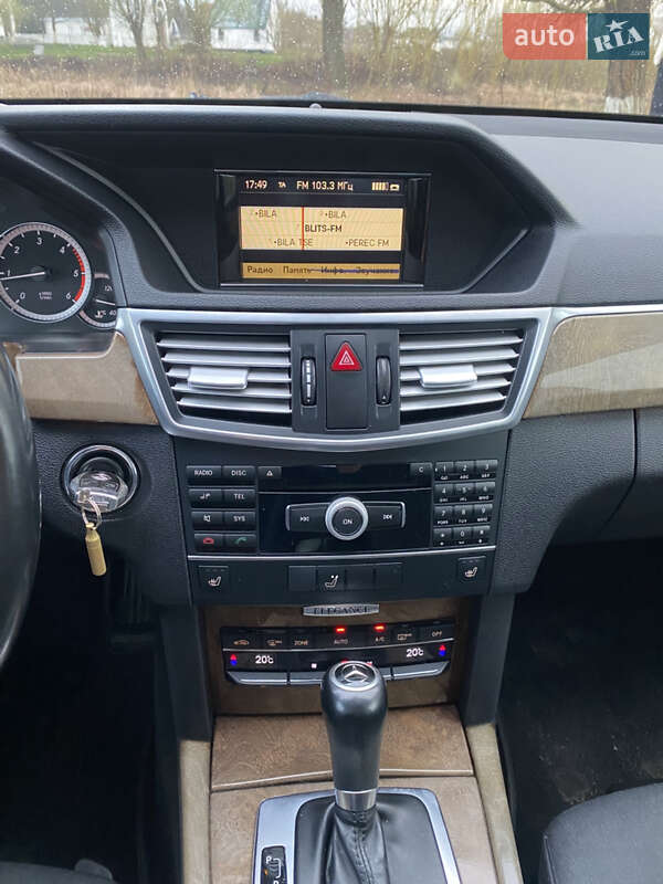 Седан Mercedes-Benz E-Class 2011 в Белой Церкви фото 16 Седан Mercedes-Benz E-Class 2011 в Белой Церкви