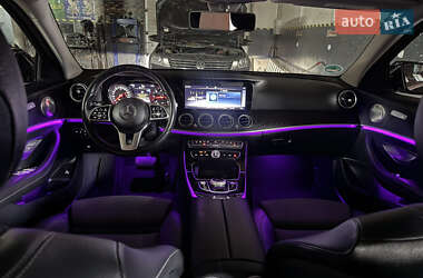Седан Mercedes-Benz E-Class 2019 в 