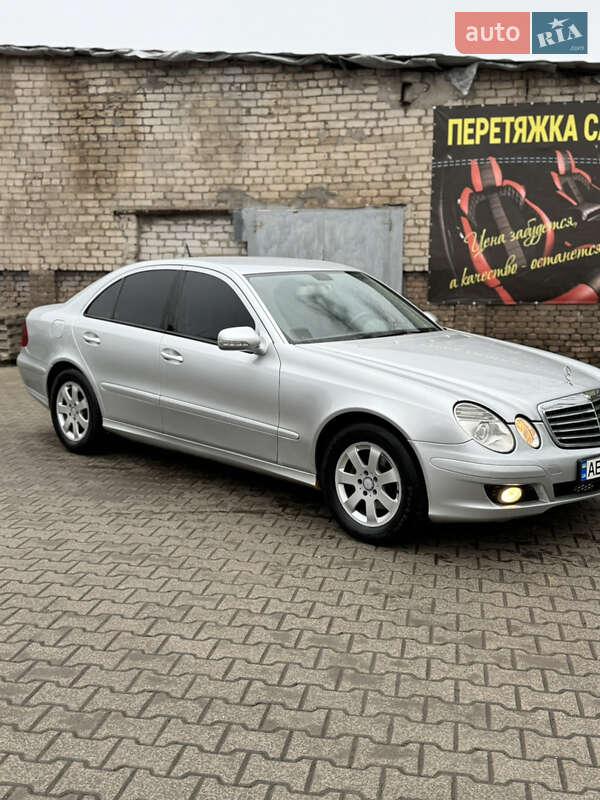 Седан Mercedes-Benz E-Class 2008 в Кривому Розі