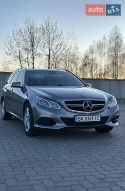 Універсал Mercedes-Benz E-Class 2014 в 