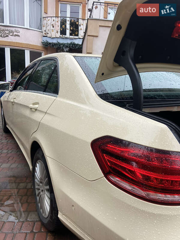 Седан Mercedes-Benz E-Class 2015 в Черкассах