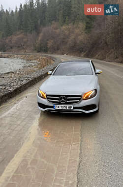 Седан Mercedes-Benz E-Class 2018 в 