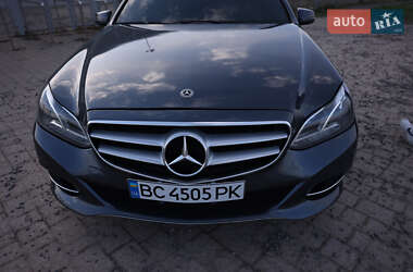 Седан Mercedes-Benz E-Class 2013 в 
