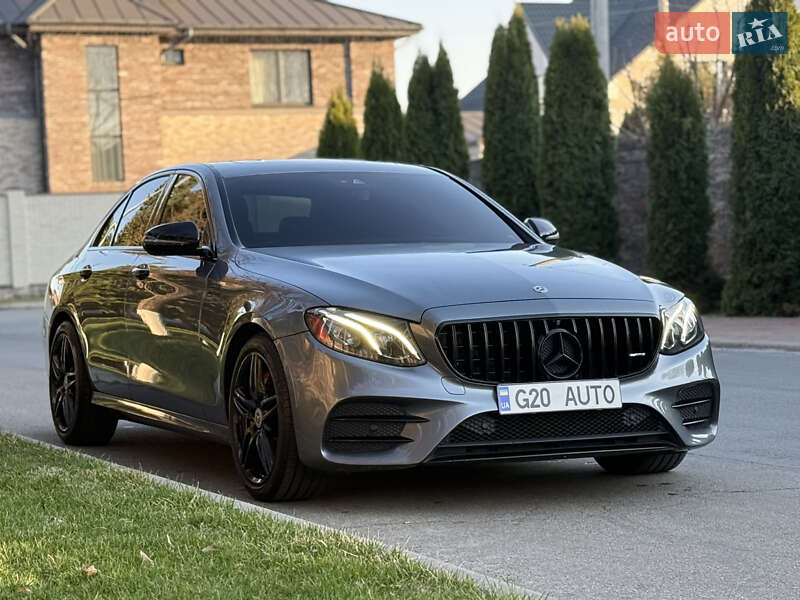 Седан Mercedes-Benz E-Class 2017 в Києві