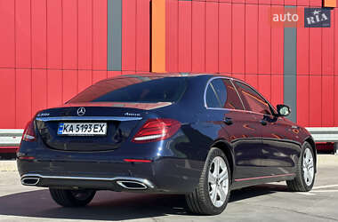Седан Mercedes-Benz E-Class 2017 в 