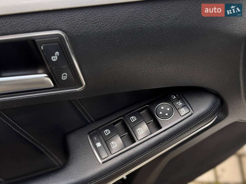 Седан Mercedes-Benz E-Class 2013 в Івано-Франківську фото 32 Седан Mercedes-Benz E-Class 2013 в Івано-Франківську